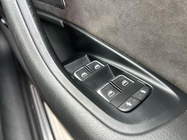 Ａ６アバント ２．０ＴＦＳＩクワトロ　Ｓラインパッケージ　リアコンフォートプラスパッケージ　パドルシフト　純正フルセグナビ　ＢＳＭ　黒革メモリ付パワーシート　オートライト　前後シートヒーター　ＡＣＣ　純正ＯＰ２０インチＡＷ　パノラマサンルーフ　電動リヤゲート（50枚目）