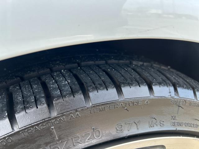 Ａ６アバント ２．０ＴＦＳＩクワトロ　Ｓラインパッケージ　リアコンフォートプラスパッケージ　パドルシフト　純正フルセグナビ　ＢＳＭ　黒革メモリ付パワーシート　オートライト　前後シートヒーター　ＡＣＣ　純正ＯＰ２０インチＡＷ　パノラマサンルーフ　電動リヤゲート（67枚目）