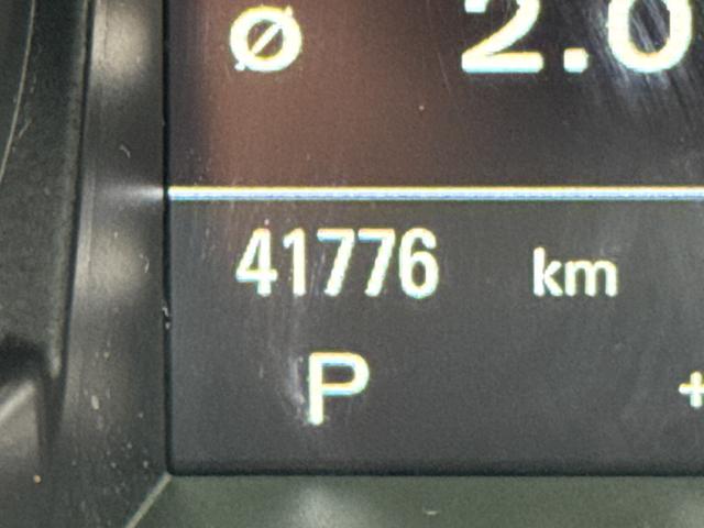 Ａ５スポーツバック ２．０ＴＦＳＩクワトロ　Ｓラインパッケージ　純正フルセグナビ　バックカメラ　パドルシフト　スマートキー　オートライト　オートエアコン　シートヒーター　純正レザーシート　ステアリングスイッチ　ＨＩＤライト　フォグライト前後　純正ＡＷ　ＥＴＣ（20枚目）