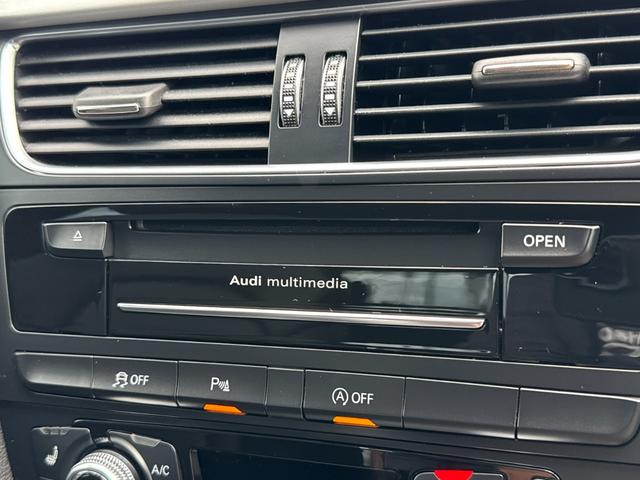 Ａ５スポーツバック ２．０ＴＦＳＩクワトロ　Ｓラインパッケージ　純正フルセグナビ　バックカメラ　パドルシフト　スマートキー　オートライト　オートエアコン　シートヒーター　純正レザーシート　ステアリングスイッチ　ＨＩＤライト　フォグライト前後　純正ＡＷ　ＥＴＣ（26枚目）