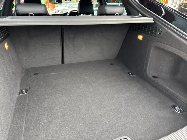 Ａ５スポーツバック ２．０ＴＦＳＩクワトロ　Ｓラインパッケージ　純正フルセグナビ　バックカメラ　パドルシフト　スマートキー　オートライト　オートエアコン　シートヒーター　純正レザーシート　ステアリングスイッチ　ＨＩＤライト　フォグライト前後　純正ＡＷ　ＥＴＣ（55枚目）