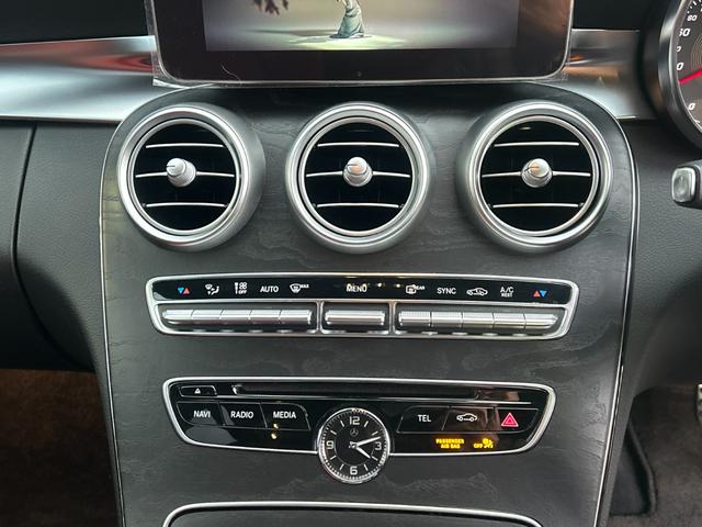 Cクラス C200アバンギャルド AMGライン レザーエクスクルーシブpkg レーダーセーフティpkg エアバランスpkg 純正フルセグナビ バックカメラ パドルシフト BSM HUD オートライト シートヒーター メモリ付赤革パワーシート ETC(30枚目)