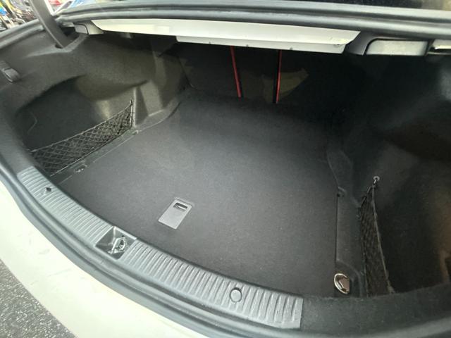 Cクラス C200アバンギャルド AMGライン レザーエクスクルーシブpkg レーダーセーフティpkg エアバランスpkg 純正フルセグナビ バックカメラ パドルシフト BSM HUD オートライト シートヒーター メモリ付赤革パワーシート ETC(52枚目)