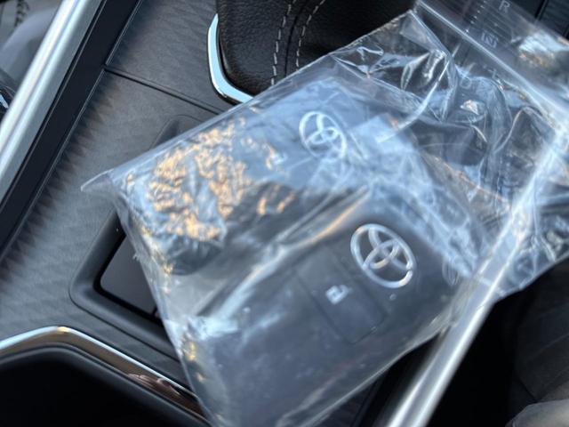 ���C���L�[�ł��B�ʓr�X�y�A�L�[���K�v�ȕ��́A�X�^�b�t�܂ł��C�y�ɂ����k���������B