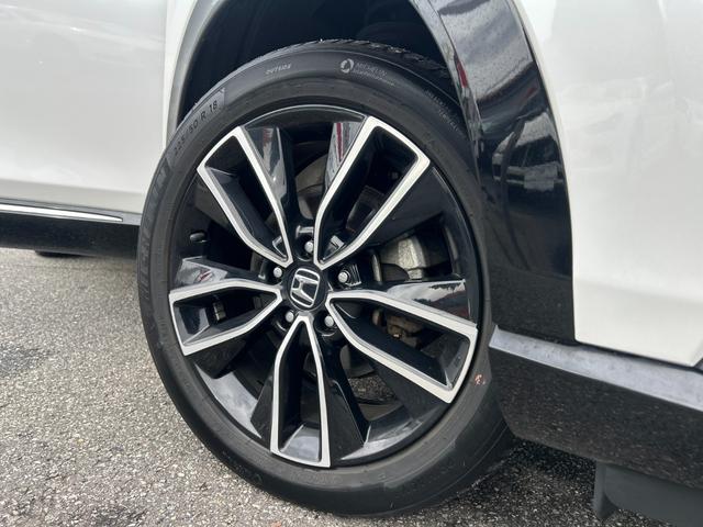 ヴェゼル ｅ：ＨＥＶ　Ｚ　１オーナー　フルセグメモリーナビ　バックカメラ　パドルシフト　機能照明　ＢＳＭ　オートライト　オートエアコン　シートヒーター　ＡＣＣ　ステアリングスイッチ　純正ＡＷ　フォグライト　電動リヤゲート（55枚目）