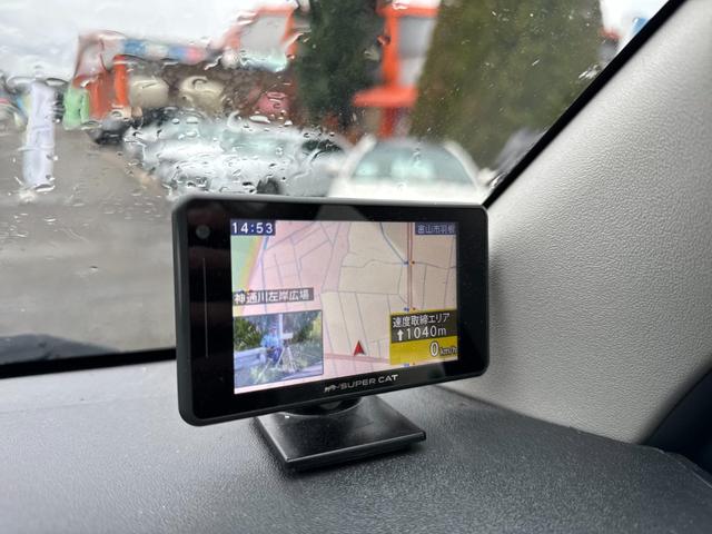 ハイエースワゴン ＧＬ　１オーナー　メーカーＯＰＡＷ　メーカーＯＰＬＥＤライト　両側電動スライドドア　コーナーセンサー　フルセグメモリーナビ　バックカメラ　オートライト　オートエアコン　ステアリングスイッチ　フォグライト前後（45枚目）