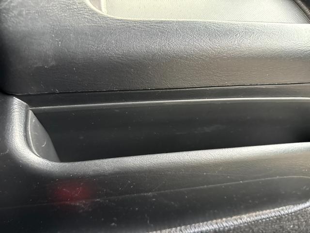 ハイエースワゴン ＧＬ　１オーナー　メーカーＯＰＡＷ　メーカーＯＰＬＥＤライト　両側電動スライドドア　コーナーセンサー　フルセグメモリーナビ　バックカメラ　オートライト　オートエアコン　ステアリングスイッチ　フォグライト前後（53枚目）