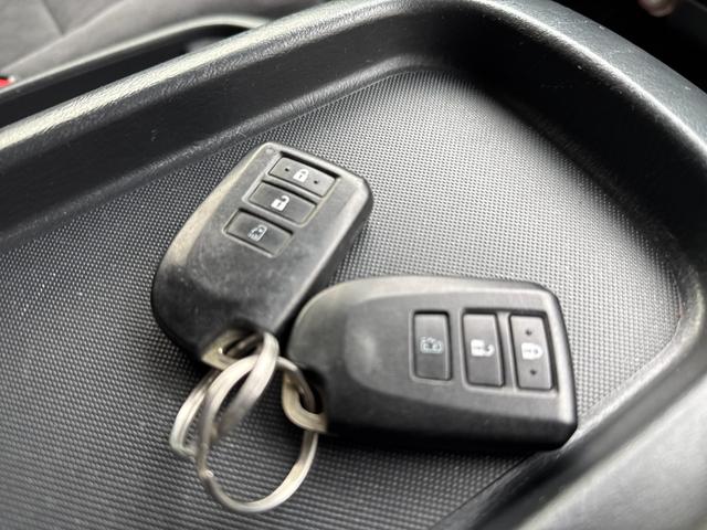 ハイエースワゴン ＧＬ　１オーナー　メーカーＯＰＡＷ　メーカーＯＰＬＥＤライト　両側電動スライドドア　コーナーセンサー　フルセグメモリーナビ　バックカメラ　オートライト　オートエアコン　ステアリングスイッチ　フォグライト前後（58枚目）