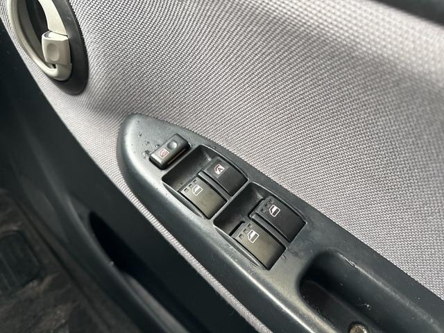 �p���[�E�B���h�E�̑���X�C�b�`�ł��B�ڗ��悤�ȉ����_���[�W�͂������܂���B