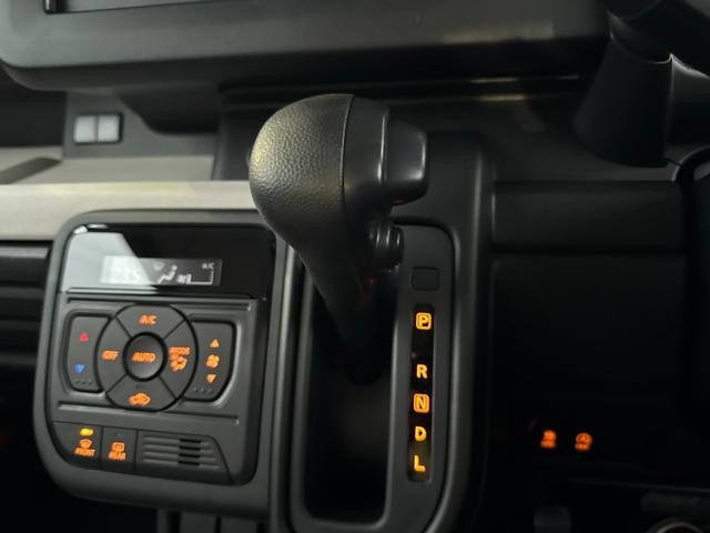 スペーシア ハイブリッドG 届出済未使用車 デュアルセンサーブレーキサポートII レーンキープアシスト スマートキー オートライト ハイビームアシスト オートエアコン 両側スライドドア ステアリングスイッチ LEDライト(21枚目)