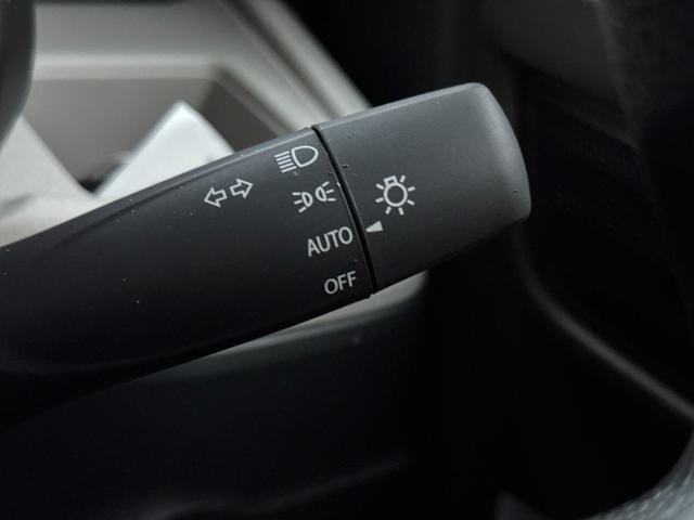 スペーシア ハイブリッドG 届出済未使用車 デュアルセンサーブレーキサポートII レーンキープアシスト スマートキー オートライト ハイビームアシスト オートエアコン 両側スライドドア ステアリングスイッチ LEDライト(27枚目)