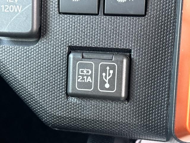 �d����p�t�r�a�[�q�ƁA�ʐM�@�\�{�d���@�\�t���t�r�a�[�q�ł��B