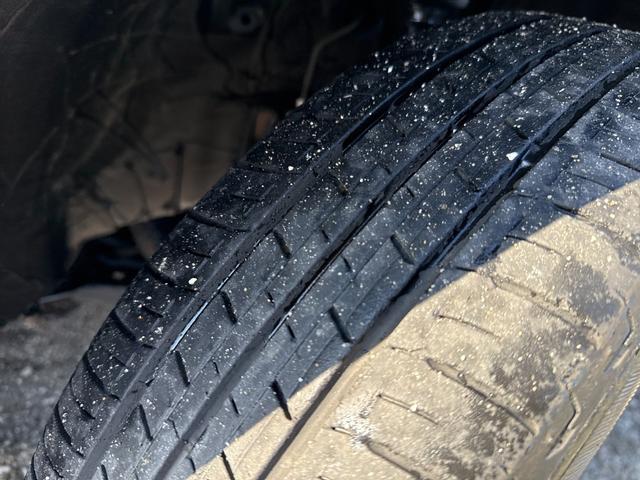 �^�C���̍a�̏�Ԃł��B�ʓr�A���D�݂̃^�C���Ɍ������\�ł��B�ڂ����̓X�^�b�t�܂ł����k���������B