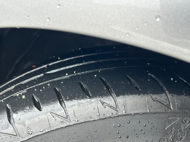 �^�C���̍a�̏�Ԃł��B�ʓr�A���D�݂̃^�C���Ɍ������\�ł��B�ڂ����̓X�^�b�t�܂ł����k���������B