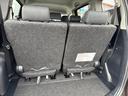 大きな荷物も入るトランクです。シートを倒せばさらに積み込みが可能になります。