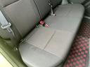 シートも大きな汚れやダメージはございません。納車前には室内クリーニングを施工し、綺麗な状態で納車します。