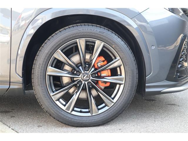 NX NX350h Fスポーツ AWD ”F SPORT”専用オレンジブレーキキャリパー マークレビンソンプレミアムサラウンドサウンドシステム デジタルインナーミラー おくだけ充電 寒冷地仕様 ムーンルーフ 20インチアルミホイール(19枚目)