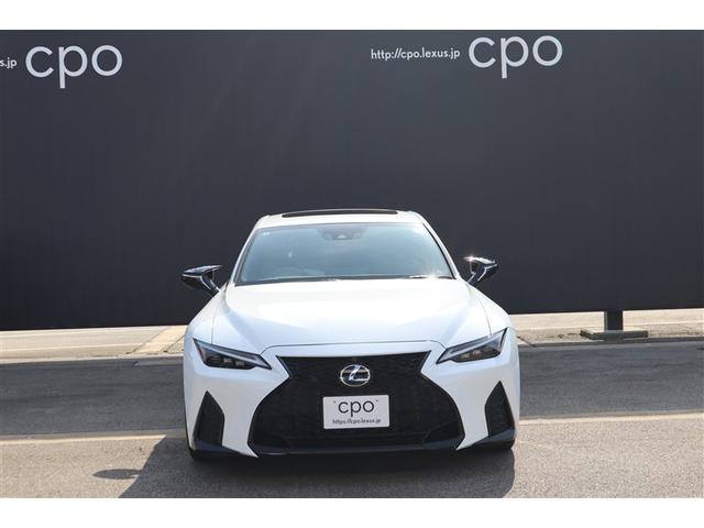 ＩＳ ＩＳ３００　Ｆスポーツモードブラック　パンク修理キット（スペアタイヤレス）マークレビンソンプレミアムサラウンドサウンドシステム　ムーンルーフ　パノラミックビューモニター　本革シート　１９インチアルミ　Ｆ専用オレンジブレーキキャリパー（5枚目）