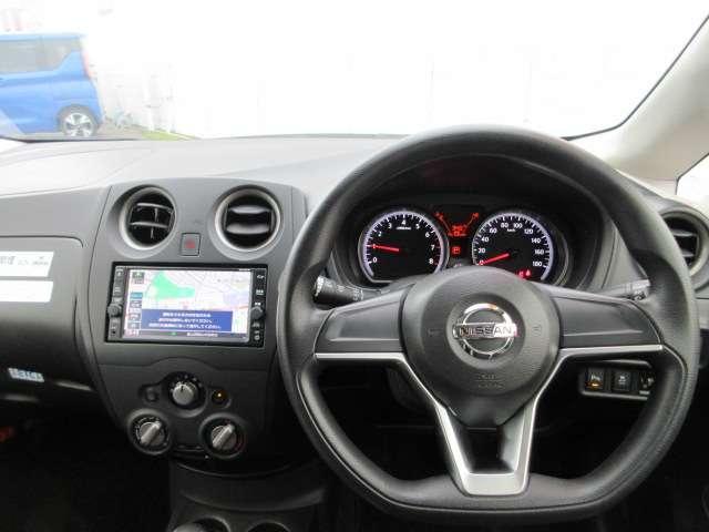 ノート １．２　Ｘ　ＦＯＵＲ　４ＷＤ　レンタアップ車（3枚目）