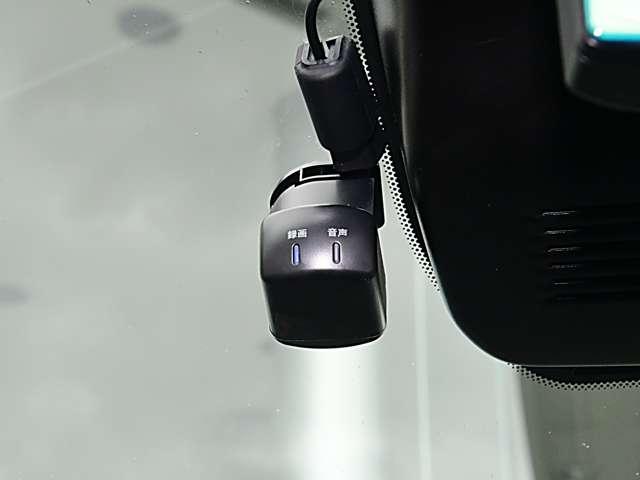 ノート Ｘ　１．２　Ｘ　Ｎｉｓｓａｎ　ＣｏｎｎｅｃｔナビドラレコＥＴＣ　エマージェンシーブレーキ　プロパイロット　インテリジェントキー　アラウンドビューモニター　踏み間違い衝突防止アシスト　クルーズコントロール（15枚目）