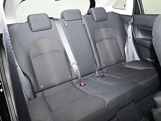 ノート Ｘ　ＦＯＵＲ　１．２　Ｘ　ＦＯＵＲ　４ＷＤ　純正デカナビドラレコＥＴＣ　エマージェンシーブレーキ　アラウンドビューモニター　踏み間違い衝突防止アシスト　車線逸脱警報　カーテレビ（地デジ）　ＬＥＤヘッドライト　ＡＢＳ（5枚目）