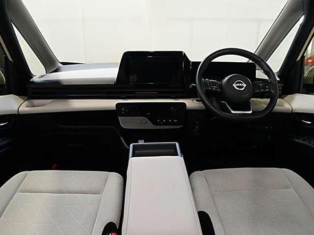 セレナ 2.0 XV 純正デカナビドラレコETC(3枚目)