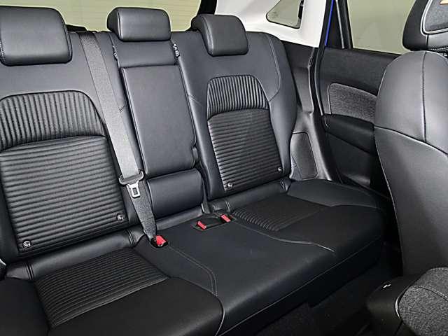オーラ 1.2 G FOUR レザーエディション 4WD 当社社有車(5枚目)