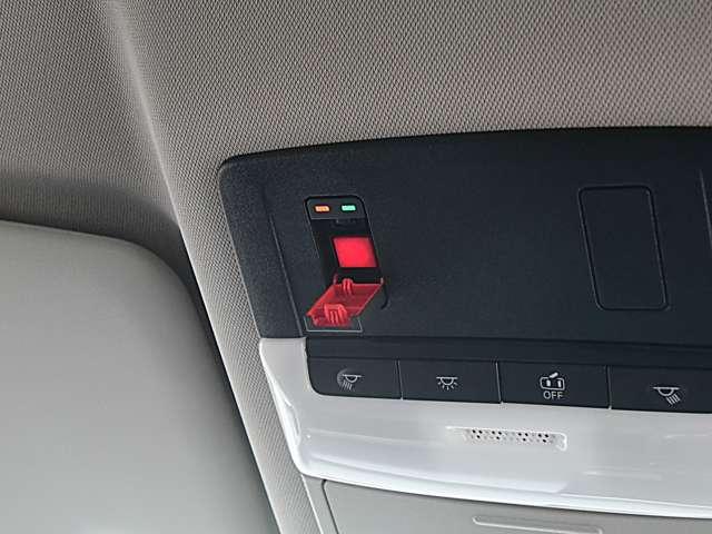 「ＳＯＳコール」が付いています。交通事故や急病などの緊急時に、専門のオペーレーターが消防司令センターや警察に迅速に連絡し、緊急車両の手配をサポートします。