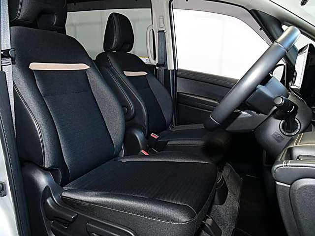 セレナ 1.4 e-POWER ハイウェイスターV(4枚目)