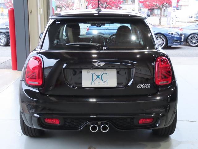 MINI クーパーS ペッパーパッケージ 1オーナー車 JCWステアリング ブラック17インチアルミ ユニオンジャックテールランプ コンフォートアクセス 純正ナビ バックカメラ パークセンサー エキサイトメントパッケージ(10枚目)