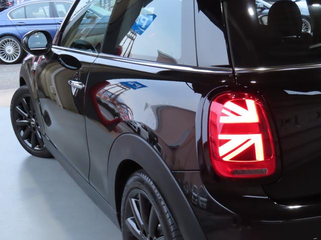MINI クーパーS ペッパーパッケージ 1オーナー車 JCWステアリング ブラック17インチアルミ ユニオンジャックテールランプ コンフォートアクセス 純正ナビ バックカメラ パークセンサー エキサイトメントパッケージ(15枚目)