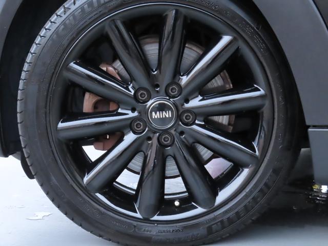 MINI クーパーS ペッパーパッケージ 1オーナー車 JCWステアリング ブラック17インチアルミ ユニオンジャックテールランプ コンフォートアクセス 純正ナビ バックカメラ パークセンサー エキサイトメントパッケージ(19枚目)