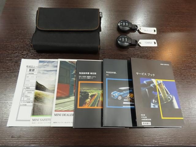 MINI クーパーS ペッパーパッケージ 1オーナー車 JCWステアリング ブラック17インチアルミ ユニオンジャックテールランプ コンフォートアクセス 純正ナビ バックカメラ パークセンサー エキサイトメントパッケージ(23枚目)