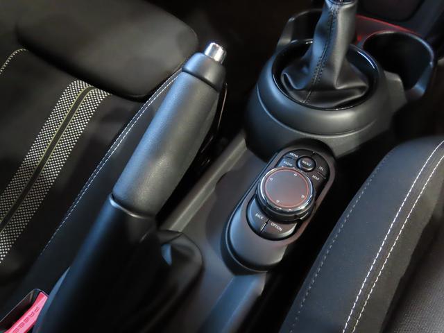 MINI クーパーS ペッパーパッケージ 1オーナー車 JCWステアリング ブラック17インチアルミ ユニオンジャックテールランプ コンフォートアクセス 純正ナビ バックカメラ パークセンサー エキサイトメントパッケージ(26枚目)