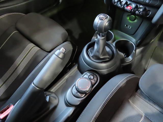 MINI クーパーS ペッパーパッケージ 1オーナー車 JCWステアリング ブラック17インチアルミ ユニオンジャックテールランプ コンフォートアクセス 純正ナビ バックカメラ パークセンサー エキサイトメントパッケージ(27枚目)
