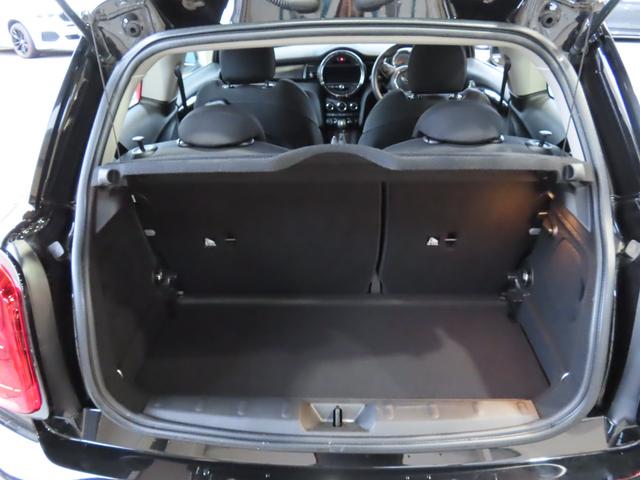 MINI クーパーS ペッパーパッケージ 1オーナー車 JCWステアリング ブラック17インチアルミ ユニオンジャックテールランプ コンフォートアクセス 純正ナビ バックカメラ パークセンサー エキサイトメントパッケージ(47枚目)