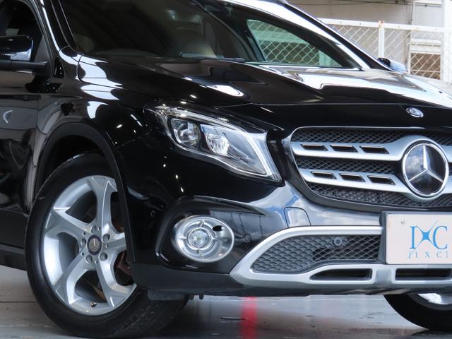 GLAクラス GLA220 4マチック プレミアムパッケージ パノラミックスライディングルーフ 黒本革左右パワーシート ヒーター付 ハーマンカードンサウンド アンビエントライト 電動テールゲート カープレイ アンドロイドオート LEDライト(8枚目)