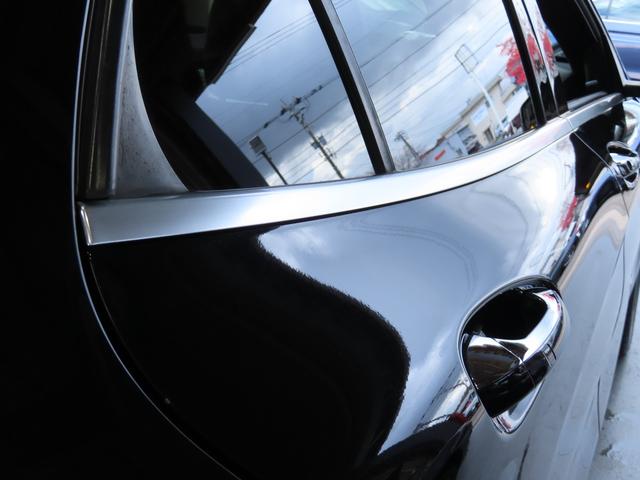 GLAクラス GLA220 4マチック プレミアムパッケージ パノラミックスライディングルーフ 黒本革左右パワーシート ヒーター付 ハーマンカードンサウンド アンビエントライト 電動テールゲート カープレイ アンドロイドオート LEDライト(15枚目)