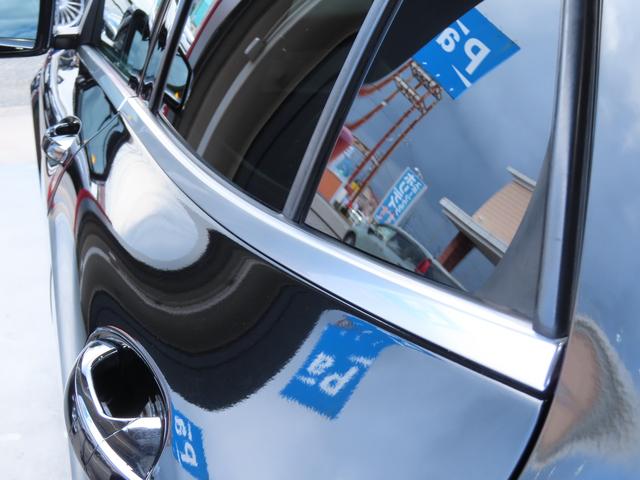 GLAクラス GLA220 4マチック プレミアムパッケージ パノラミックスライディングルーフ 黒本革左右パワーシート ヒーター付 ハーマンカードンサウンド アンビエントライト 電動テールゲート カープレイ アンドロイドオート LEDライト(16枚目)