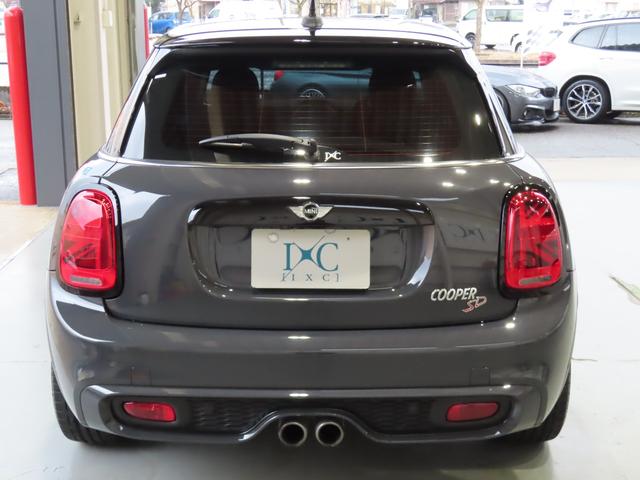 MINI クーパーSD エナジェティックスタイル ワンオーナー車 ユニオンジャックテールランプ CABANAシートカバー JCWステアリング パドルシフト iドライブ HDDナビ Bカメラ エキサイトメントパッケージ LED(33枚目)