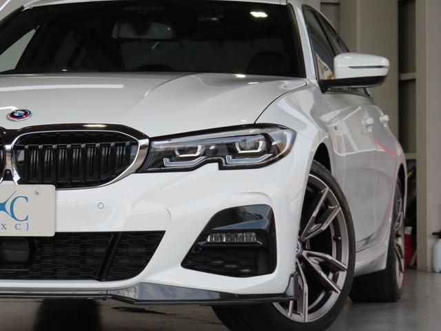3シリーズ 320i Mスポーツ コンフォートパッケージ パーキングアシストプラス 19インチアルミ 電動トランク 全方位バックカメラ アンビエントライト ライトカーペット ナビ 地デジフルセグTV HDMI カープレイ アンドロイドオート シートヒーター付(15枚目)