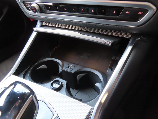 3シリーズ 320i Mスポーツ コンフォートパッケージ パーキングアシストプラス 19インチアルミ 電動トランク 全方位バックカメラ アンビエントライト ライトカーペット ナビ 地デジフルセグTV HDMI カープレイ アンドロイドオート シートヒーター付(56枚目)