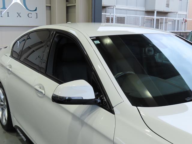 ５シリーズ ５２３ｉ　Ｍスポーツ　ハイラインパッケージ　プラスＰＫＧ　フロント＆トランクスポイラー　ブラックグリル　１９ＡＷ　インテリジェントセーフティ　ＡＣＣ　マルチディスプレイメーター　アダプティンブＬＥＤヘッドライト　前後シートヒーター　ブラインド（6枚目）