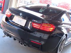 ͣμҳѡĤȤơ֥ޥե顼Х֥ȥ顼פ夵Ƥꡢ⥳ǥޥե顼̤򼫺ߤڤؤ뤳Ȥǽǡʬ䥷˹碌ƥɤڤޤ 4