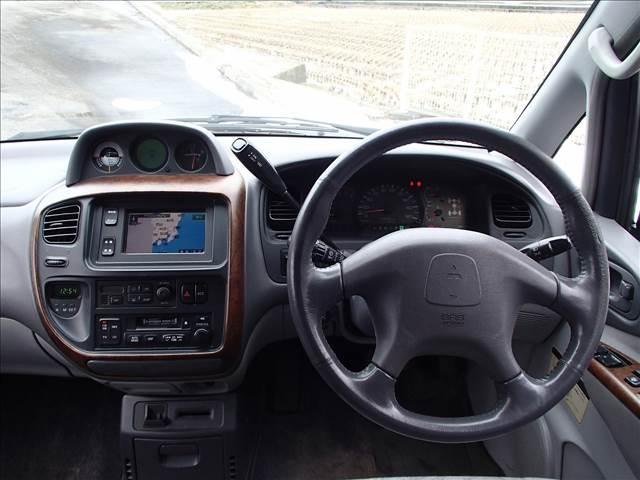 スーパーエクシード 切替4WD センターデフロック クリスタルライトルーフ タイベル交換済 オートステップ フォグランプ オートライト コーナーセンサー デアイサー 回転シート ウォークスルー(18枚目)
