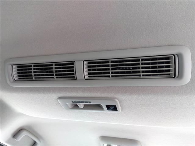 デリカミニ T プレミアム 4WD☆ターボ☆試乗出来ます☆前後ドラレコ 4WD☆ターボ☆専用オーディオ☆Bluetooth☆全方位カメラ☆マイパイロット☆両側電動ドア☆前席シートヒーター☆LEDライト&フォグ☆パドルシフト☆ステアヒーター☆禁煙車☆ETC☆試乗出来ます(31枚目)