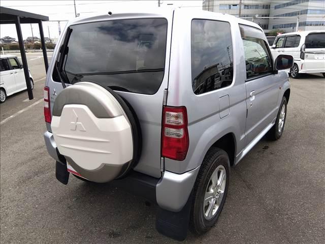 パジェロミニ ＶＲ　ファイナルアニバーサリー４ＷＤ☆禁煙車☆試乗出来ます☆　切り替え４ＷＤ☆ターボ☆ナビＴＶ☆Ｂｌｕｅｔｏｏｔｈ☆ＤＶＤ再生☆背面タイヤ☆前後ドラレコ☆シートヒーター☆フォグ☆キーレス☆専用インテリア☆走行５．７万Ｋｍ☆禁煙車☆試乗出来ます☆（5枚目）