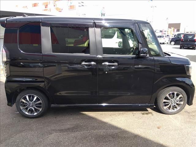 N-BOXカスタム ホンダセンシング☆ナビTV☆Bluetooth☆バックカメラ ホンダセンシング☆ナビTV☆Bluetooth☆バックカメラ☆電動ドア☆アイドリングストップ☆前席シートヒーター☆LEDオートライト☆LEDフォグ☆禁煙車☆オートブレーキホールド☆全方位UVカット☆(4枚目)