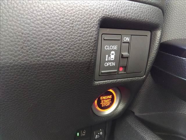 N-BOXカスタム ホンダセンシング☆ナビTV☆Bluetooth☆バックカメラ ホンダセンシング☆ナビTV☆Bluetooth☆バックカメラ☆電動ドア☆アイドリングストップ☆前席シートヒーター☆LEDオートライト☆LEDフォグ☆禁煙車☆オートブレーキホールド☆全方位UVカット☆(30枚目)