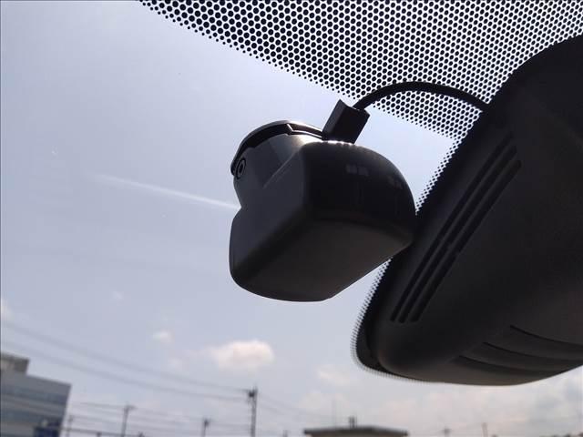 セレナ ｅ－パワー　ハイウェイスターＶプロパイロット☆１０型ナビＴＶ　プロパイロット☆１０型ナビＴＶ☆Ｂｌｕｅｔｏｏｔｈ☆後席フリップダウン☆全方位カメラ☆両側ハンズフリー電動ドア☆禁煙車☆ＬＥＤオートライト☆ドラレコ☆パーキングセンサー☆インテリキー☆ＥＴＣ☆試乗ＯＫ（26枚目）